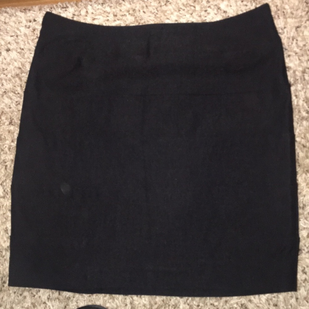 A Beyer stretch mini skirt
